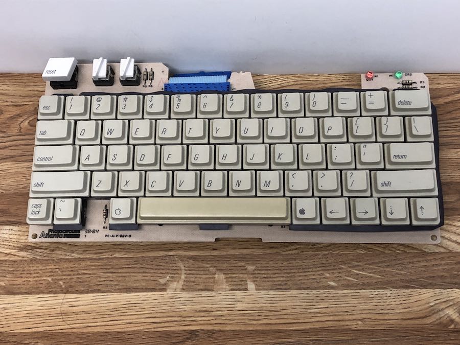 Apple IIc キーボード一体型コンピュータ A2S4000 現状品 Apple IIc Keyboard – Apple Rescue of Denver