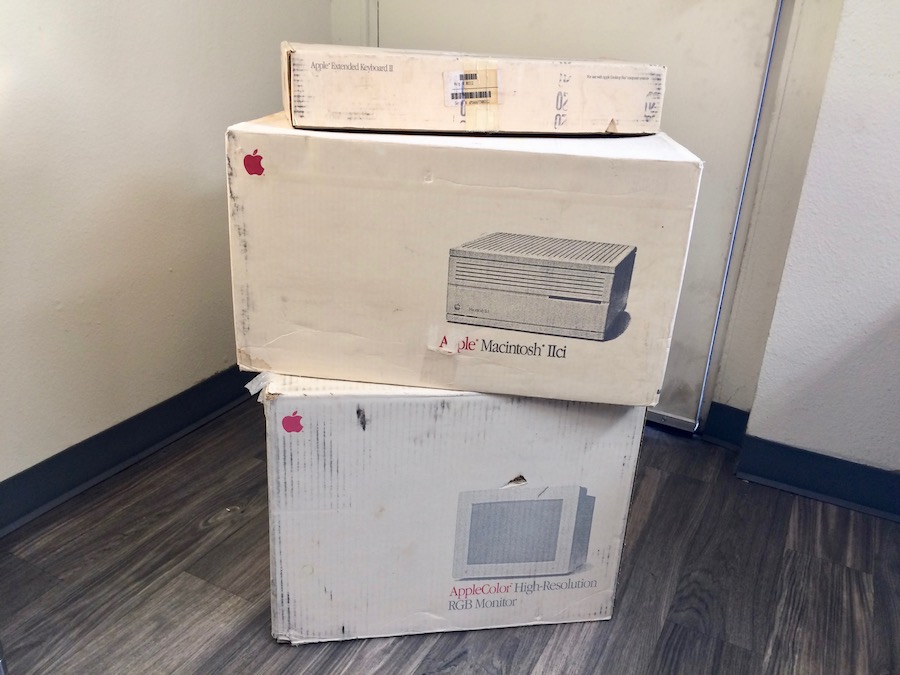 Macintosh IIci Package – Apple Rescue of Denver