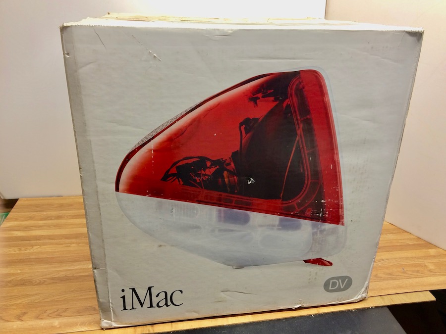 iMac-G3-Ruby-New-10.jpg